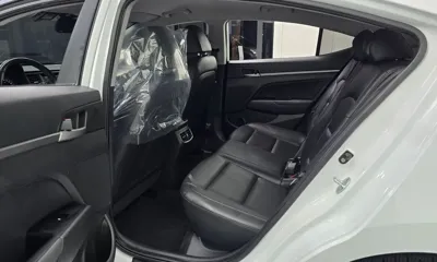 Hyundai Avante 2017, 83595 км, за 10400000 KRW - фото 12