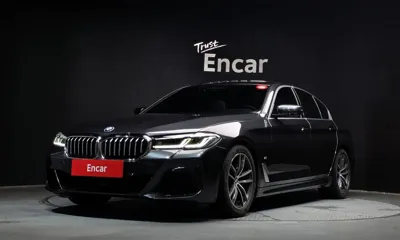 BMW 5-Series · 2022 год