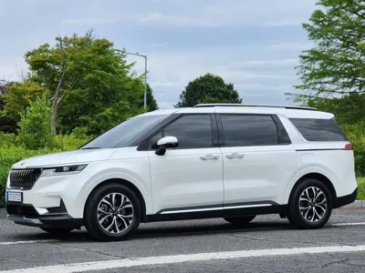 Kia Canival 2021, 95300 км, за 21550000 KRW