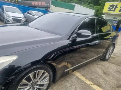 Hyundai Genesis 2013, 226412 км, за 3900000 KRW