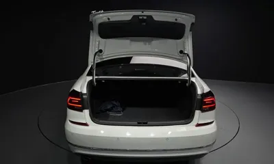 Volkswagen Passat 2018, 57350 км, за 9890000 KRW - фото 20