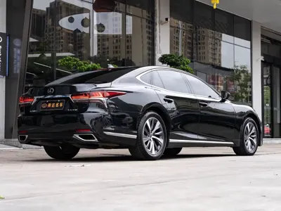 Lexus LS 2019, 145000 км, за 229600 CNY - фото 3
