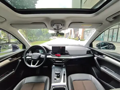 Audi Q5L 2021, 99000 км, за 139800 CNY - фото 11
