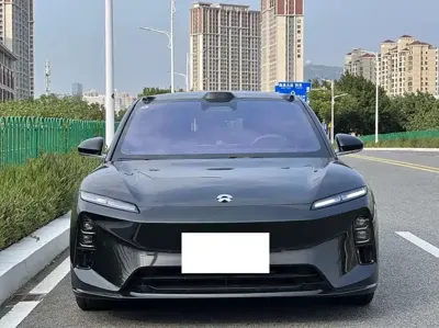 Nio ET5T 2025, 12800 км, за 208800 CNY