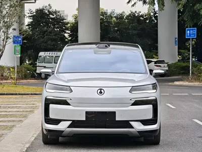 Denza 腾势N9 2025, 13000 км, за 295800 CNY