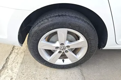 Volkswagen Santana 2016, 63700 км, за 33316.85 CNY - фото 16