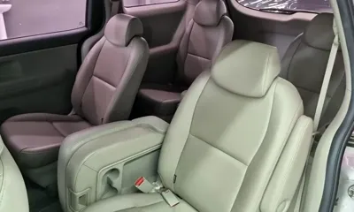 Kia Canival 2015, 126767 км, за 7500000 KRW - фото 18