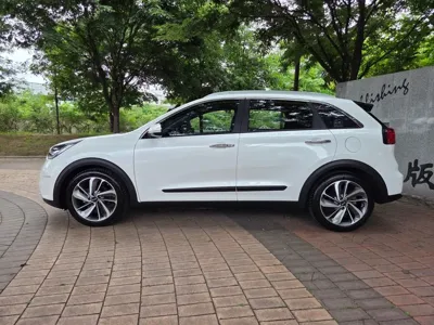 Kia Niro 2018, 51867 км, за 15490000 KRW - фото 5