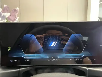 BMW i3 2023, 21700 км, за 100900 CNY - фото 6