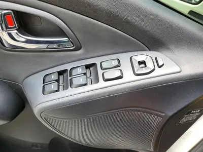 Hyundai Tucson 2012, 153000 км, за 3700000 KRW - фото 10