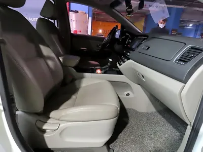 Kia Canival 2017, 311498 км, за 6500000 KRW - фото 8