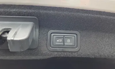Audi A6 2020, 56107 км, за 30990000 KRW - фото 37