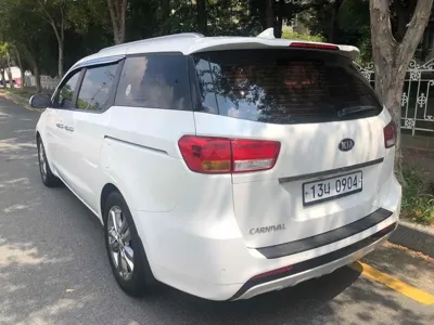 Kia Canival 2016, 200000 км, за 8190000 KRW