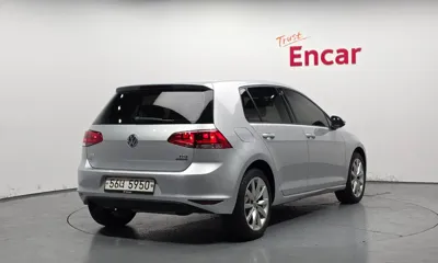 Volkswagen Golf 2014, 118667 км, за 5800000 KRW