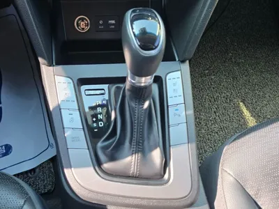Hyundai Avante 2018, 75090 км, за 10300000 KRW - фото 9