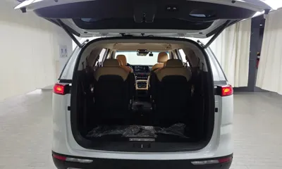 Kia Canival 2023, 129065 км, за 90000000 KRW - фото 20