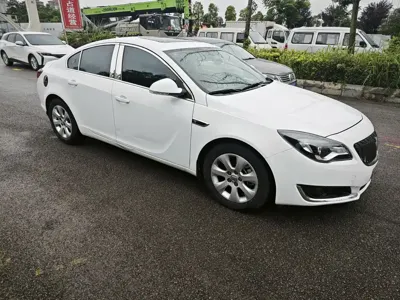 Buick Regal 2017, 50000 км, за 22100 CNY