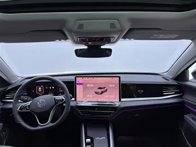 Volkswagen Passat 2025, 9000 км, за 152800 CNY - фото 21