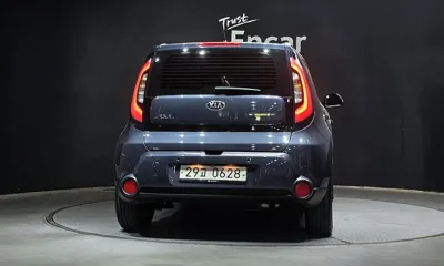 Kia Soul 2016, 60745 км, за 9000000 KRW