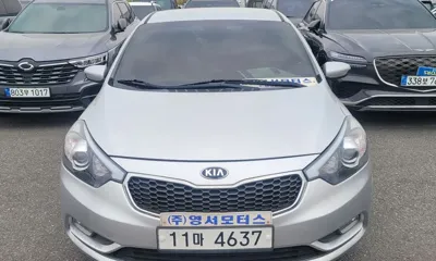 Kia K3 · 2015 год