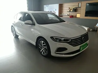 Volkswagen Lavida 2023, 28600 км, за 65600 CNY