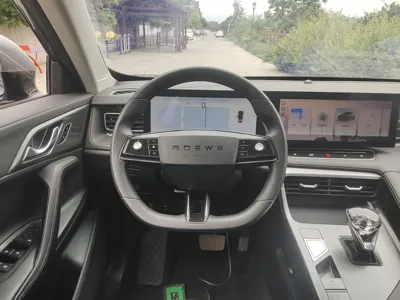 Roewe RX5 New Energy 2023, 37400 км, за 70007.61 CNY - фото 14