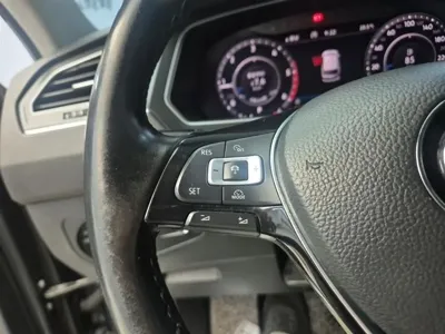Volkswagen Tiguan 2018, 157713 км, за 20100000 KRW - фото 13