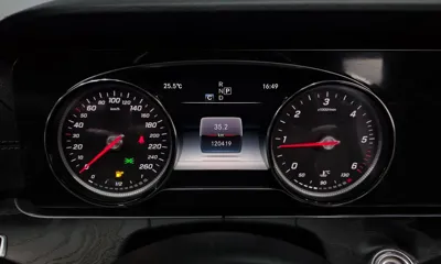 Mercedes-Benz E-Class 2018, 120419 км, за 24990000 KRW - фото 8