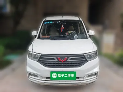 Wuling Hongguang V 2019, 79200 км, за 27178.28 CNY