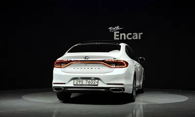 Hyundai Grandeur 2018, 93125 км, за 18900000 KRW