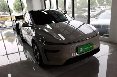 Tesla Model Y 2025, 21300 км, за 270833.53 CNY