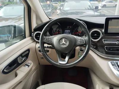 Mercedes-Benz V-Class 2017, 159000 км, за 136671.69 CNY - фото 10