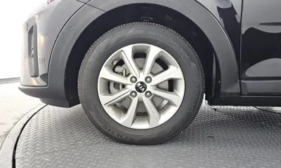 Kia Stonic 2018, 141706 км, за 7900000 KRW - фото 5