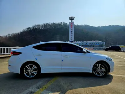 Hyundai Avante 2018, 49593 км, за 11700000 KRW - фото 7