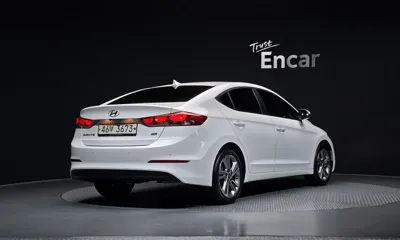 Hyundai Avante 2017, 24137 км, за 11600000 KRW