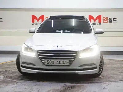 Hyundai Genesis 2015, 134889 км, за 9990000 KRW