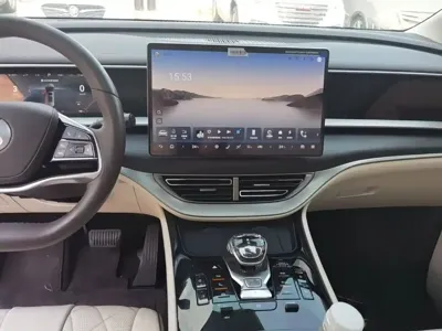 Denza Denza D9 2025, 48099 км, за 245900 CNY - фото 13