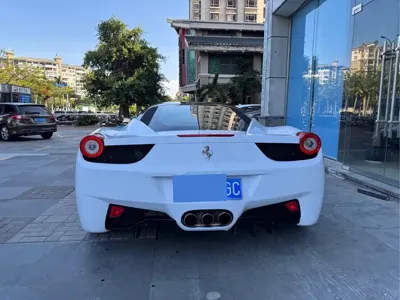 Ferrari 458 2013, 52000 км, за 768000 CNY