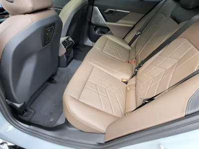 BMW 5-Series 2025, 5100 км, за 33900000 KRW - фото 9