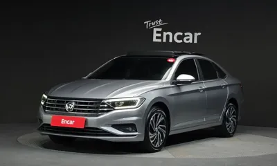 Volkswagen Jetta · 2021 год
