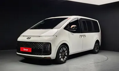 Hyundai Staria · 2022 год