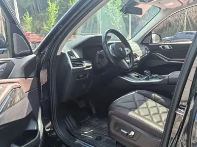 BMW X5 2022, 90200 км, за 308200 CNY - фото 16