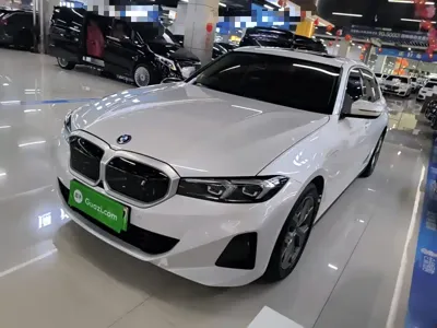 BMW i3 2023, 86700 км, за 121100 CNY