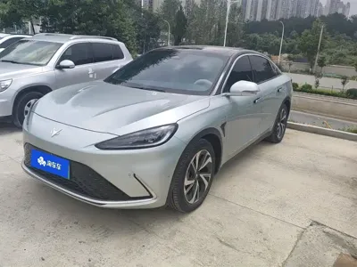 Arcfox Alpha S · 2023 год