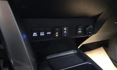 Toyota RAV4 2017, 112743 км, за 21900000 KRW - фото 18
