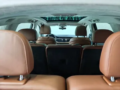 Audi Q7 2020, 60000 км, за 259600 CNY - фото 8