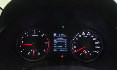 Kia Stonic 2018, 167057 км, за 7300000 KRW - фото 8