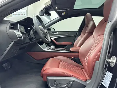 Audi A7L 2022, 45000 км, за 255000 CNY - фото 10