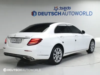 Mercedes-Benz E-Class 2019, 53009 км, за 27400000 KRW