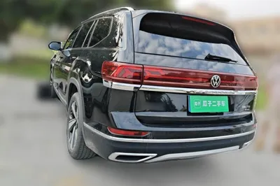 Volkswagen Teramont 2023, 30900 км, за 194174.46 CNY